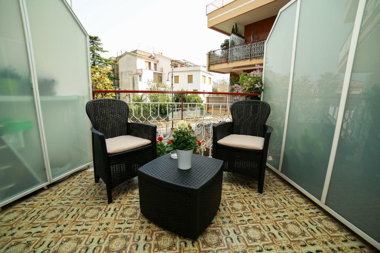 Casa Minna - De Vivo Realty Сант'Анджелло Экстерьер фото